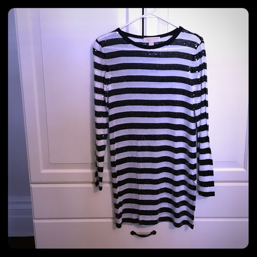 Black/white sequin long sleeve Michael Kor…